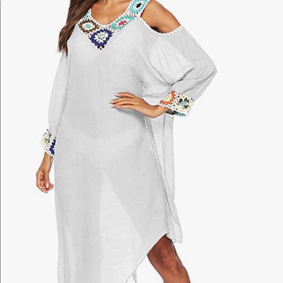 Beach coverup - Picture 1 of 5